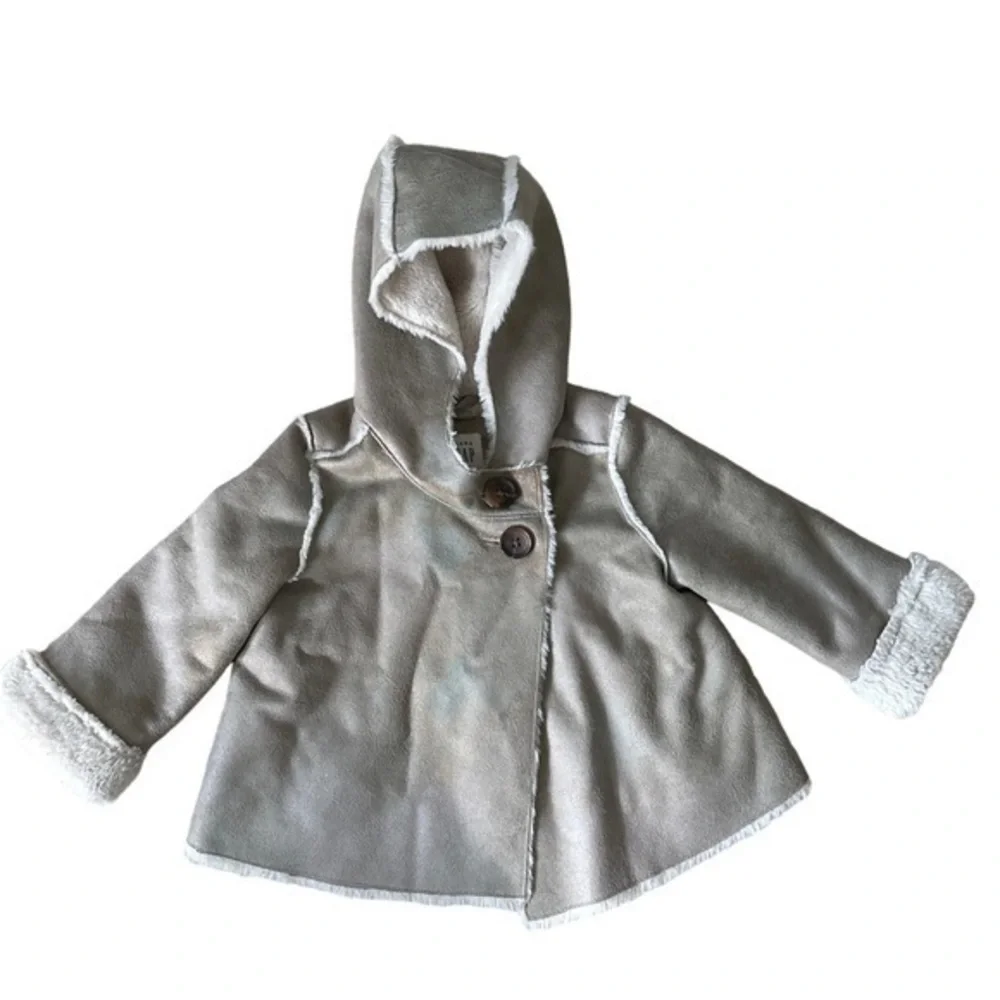 Baby Gap Metallic Faux Fur Lining Coat Size 12-18months